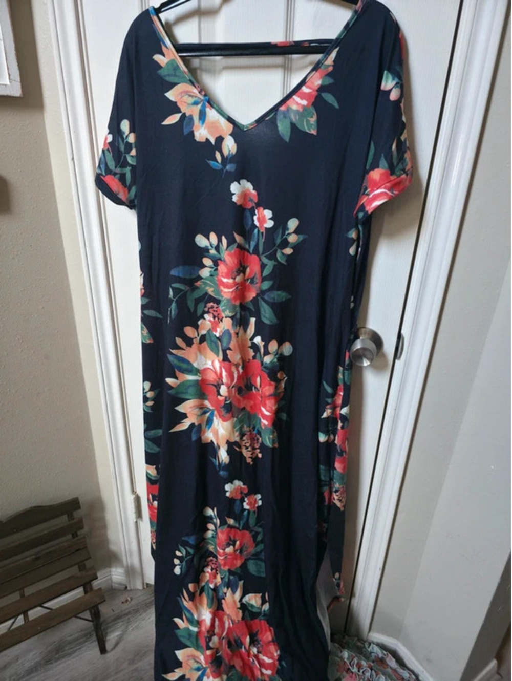 Woman's 2X floral maxi dress